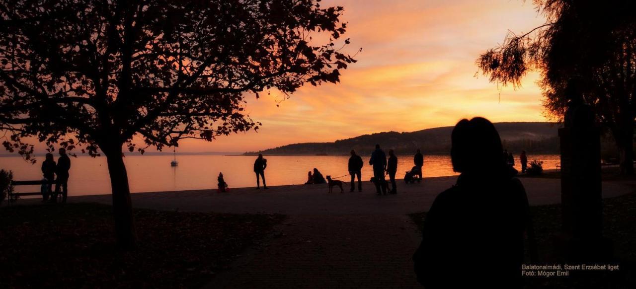 Miniszilva Apartman Balatonalmádi Buitenkant foto
